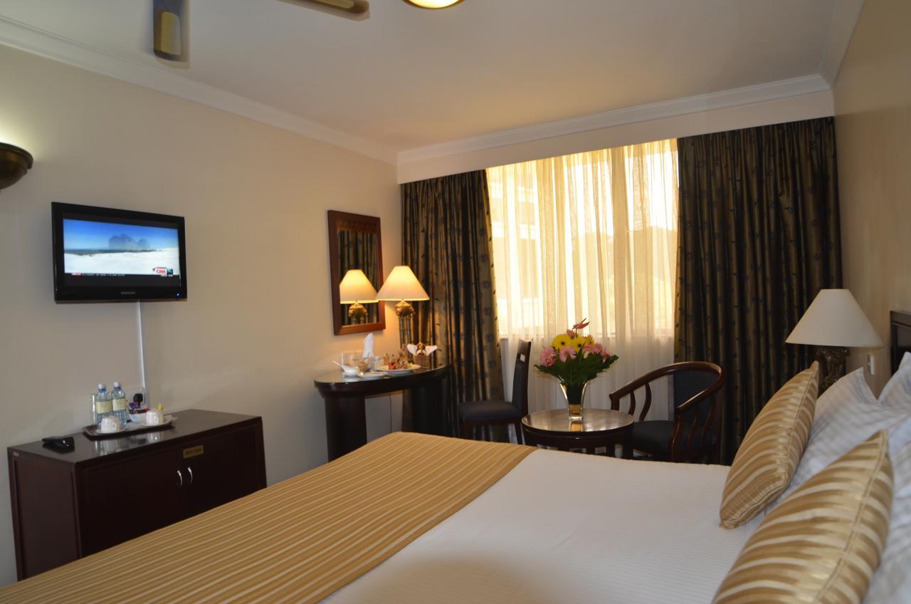 Jacaranda Hotel Nairobi Exteriör bild