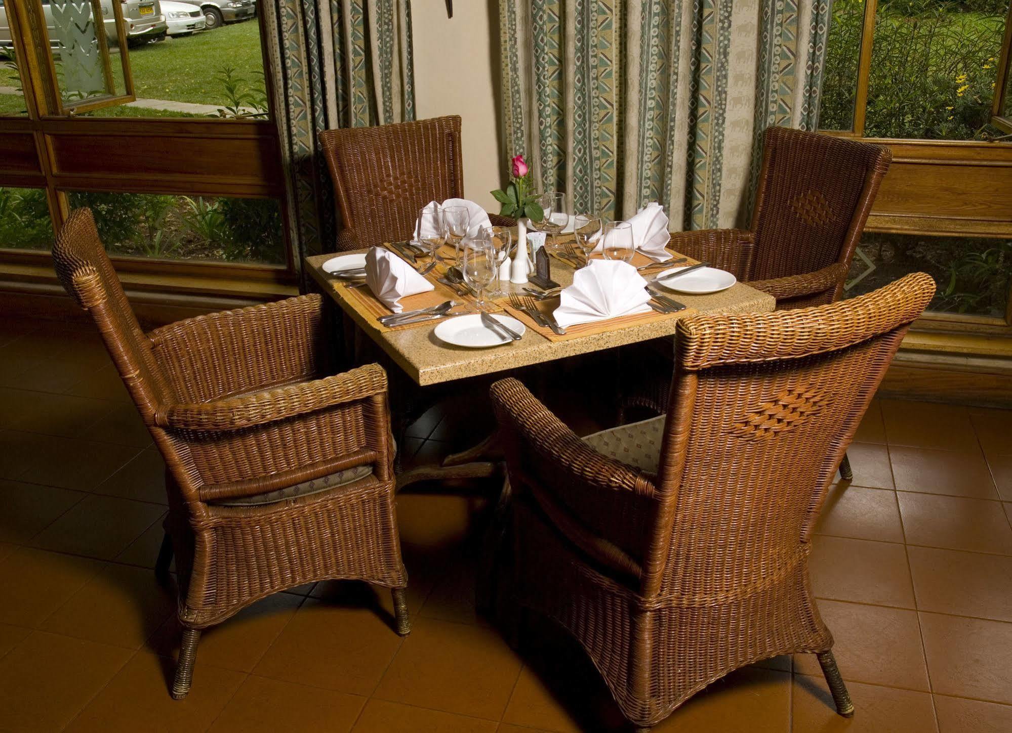 Jacaranda Hotel Nairobi Exteriör bild